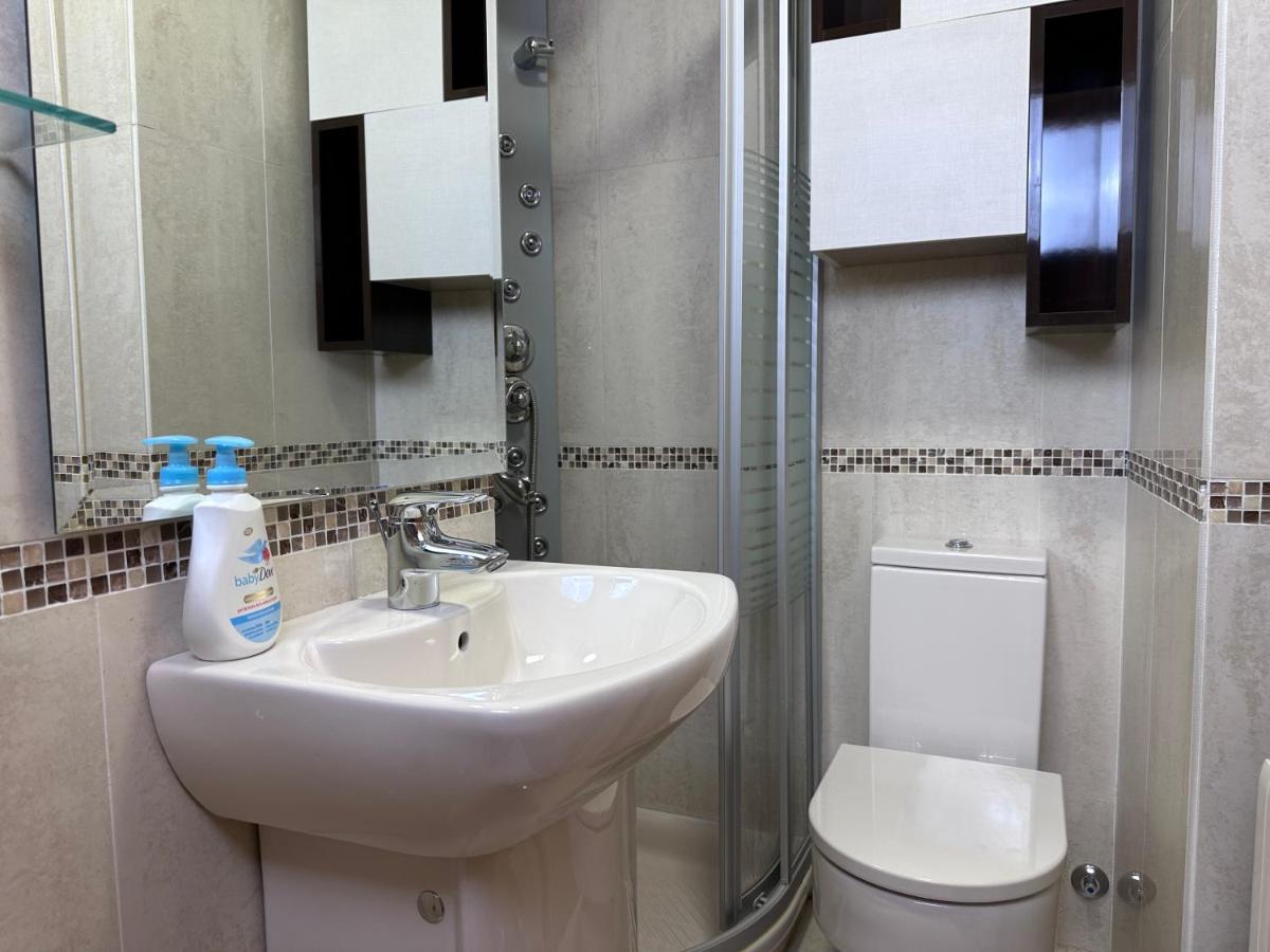 Apartamento Gran Via - Parking Gratis Salamanca Ngoại thất bức ảnh