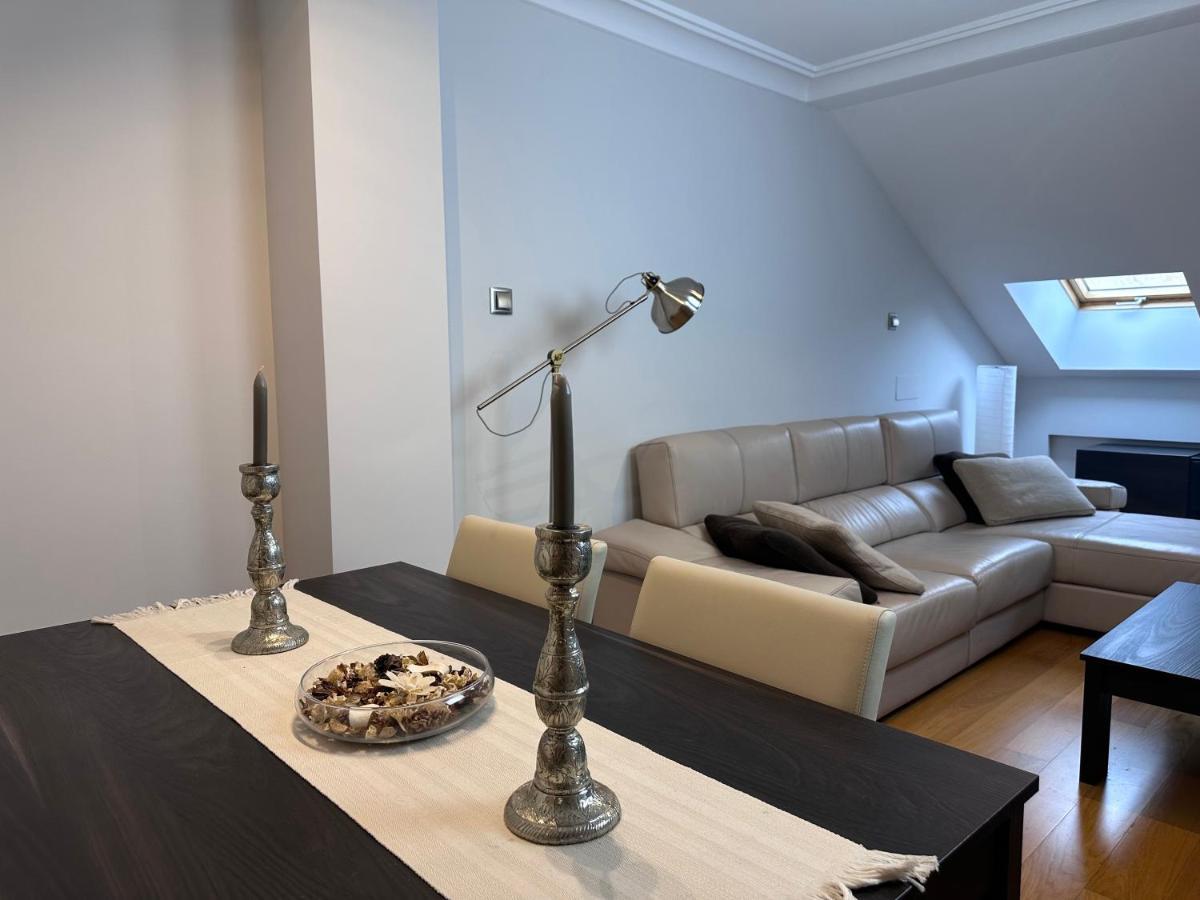 Apartamento Gran Via - Parking Gratis Salamanca Ngoại thất bức ảnh